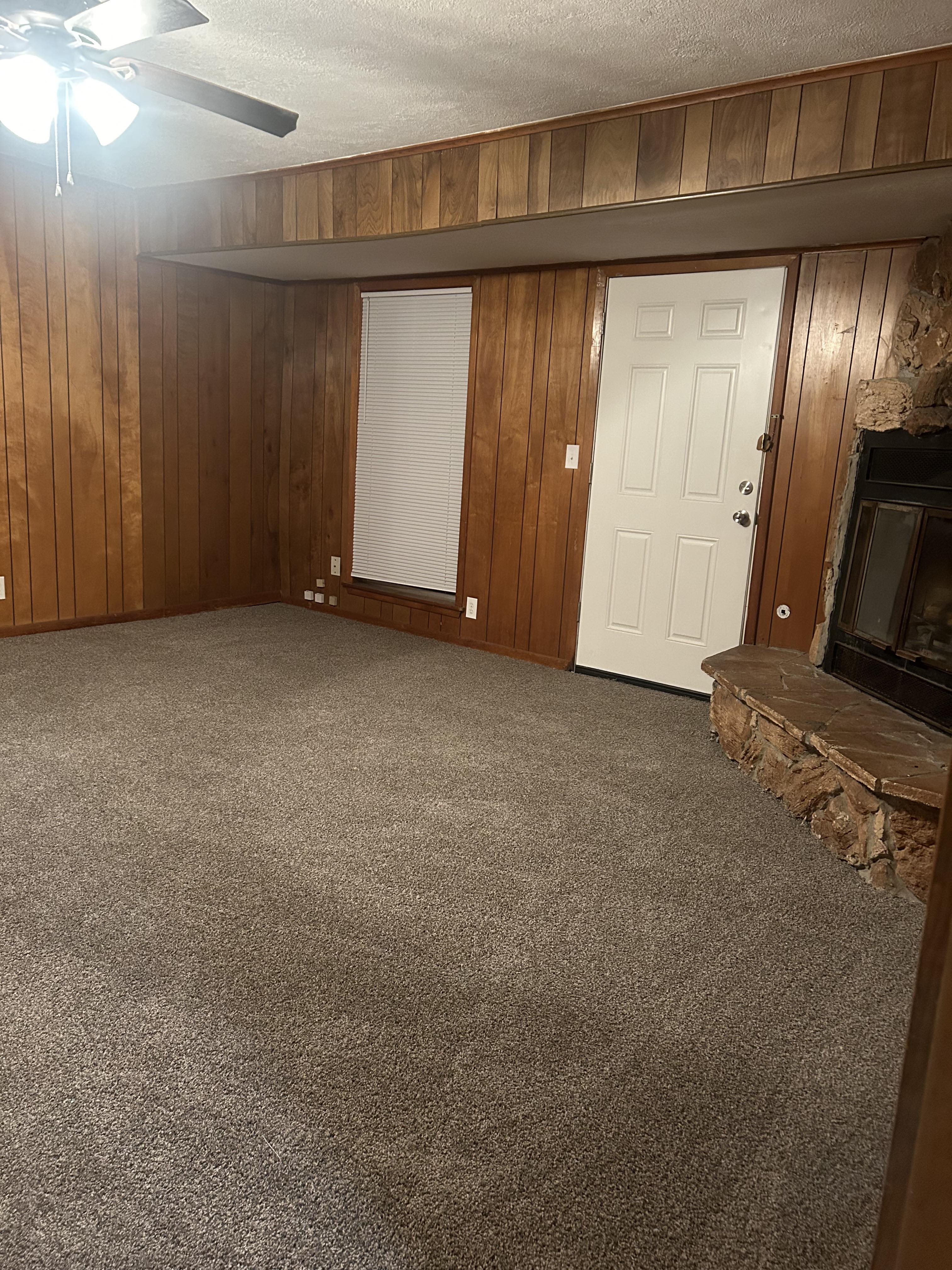 606 Lynn,Lufkin,Texas 75901,4 Rooms Rooms,2 BathroomsBathrooms,House,Lynn,1224