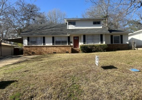 606 Lynn,Lufkin,Texas 75901,4 Rooms Rooms,2 BathroomsBathrooms,House,Lynn,1224