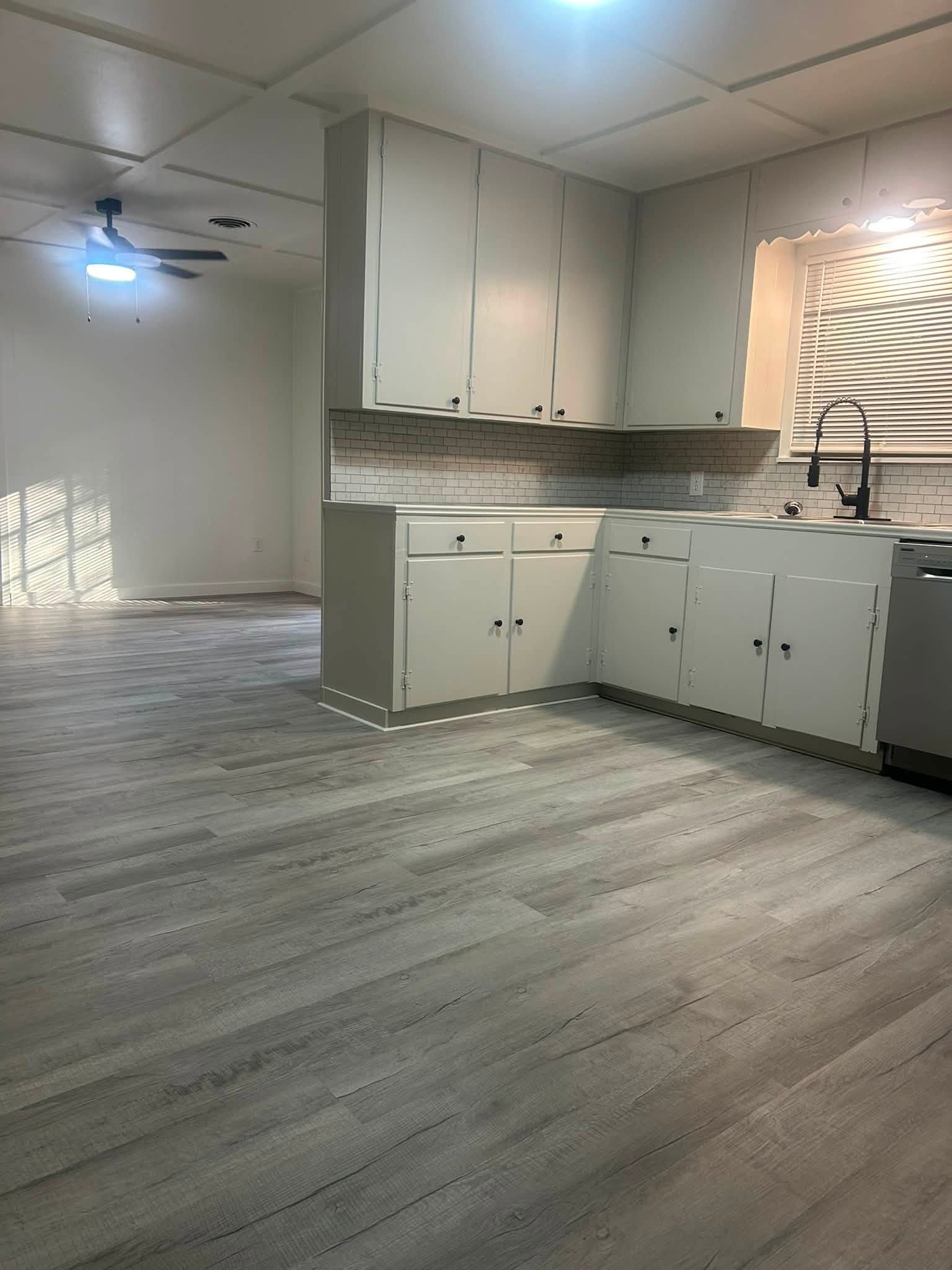 513 Brassell,Lufkin,Texas 75901,3 Rooms Rooms,1 BathroomBathrooms,House,Brassell,1291