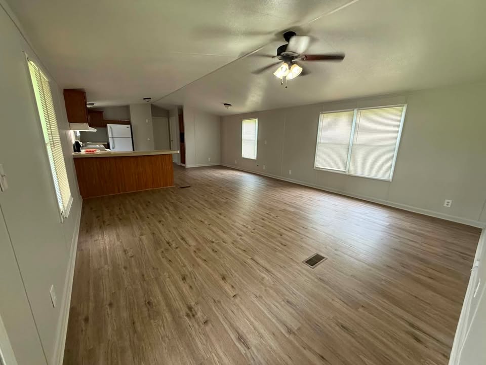 550 O'Quinn,Pollok,Texas 75969,3 Rooms Rooms,2 BathroomsBathrooms,House,O'Quinn,1296